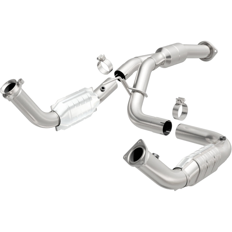 MagnaFlow Direct Fit Catalytic Converter 11-13 Chev Silverado 2500 HD/3500 HD 6.0L