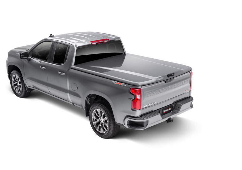 Undercover 19-20 Chevy Silverado 1500 5.8ft Elite LX Bed Cover - Havana