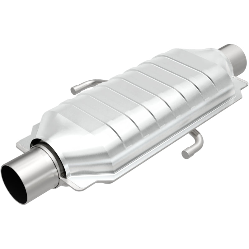 MagnaFlow Universal Catalytic Converter 2Air 19.5X7X4 2.25X2.25