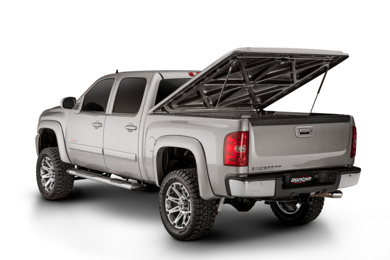 UnderCover 16-18 Chevy Silverado 1500 & 16-19 2500/3500HD 5.8ft Bed Lux Bed Cover - Pull Me Over Red