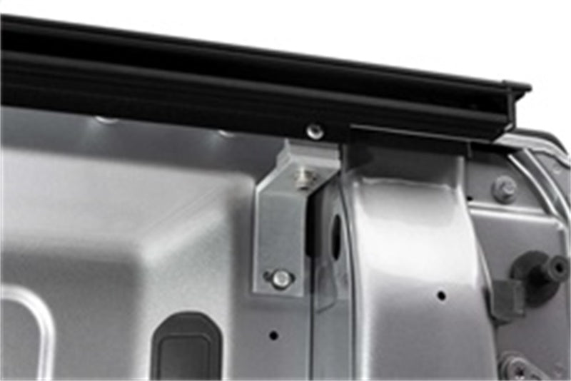 Roll-N-Lock 08-16 Ford F-250/F-350 Super Duty SB 80-1/4in A-Series Retractable Tonneau Cover