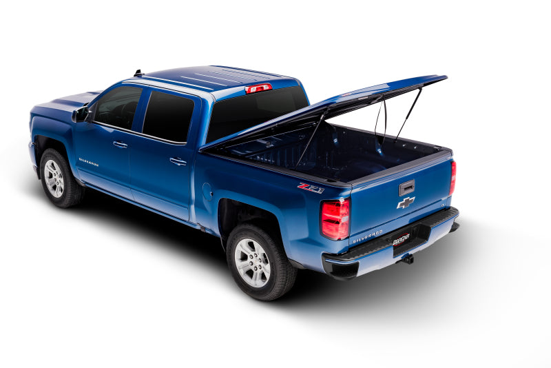 UnderCover 16-18 Chevy Silverado 1500 & 16-19 2500/3500HD 5.8ft Bed Lux Bed Cover - Pull Me Over Red