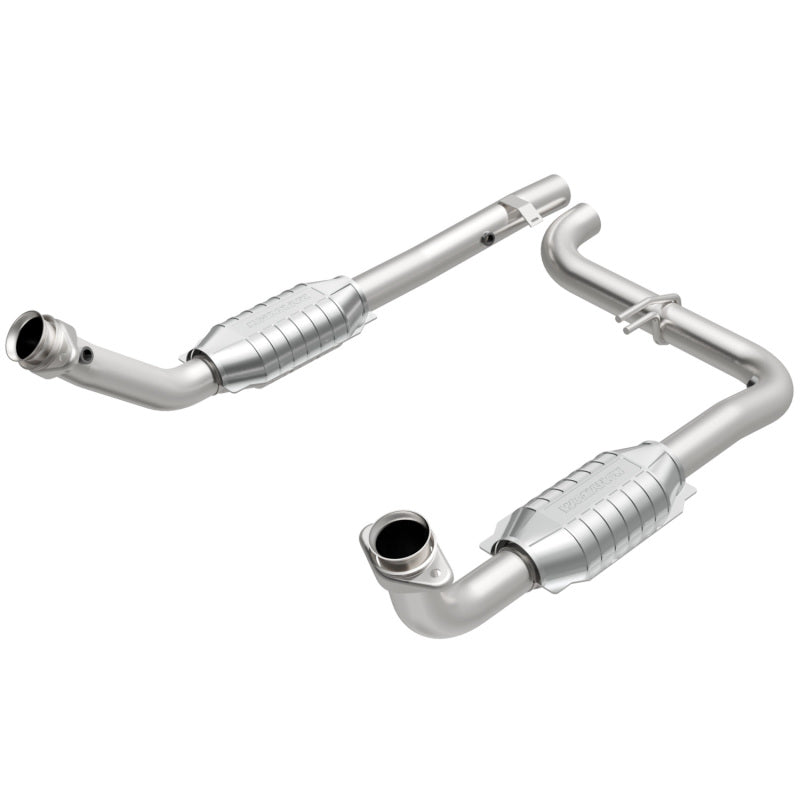 MagnaFlow Direct Fit Catalytic Conv 13-18 Dodge Durango 3.6L V6 / 13-18 Jeep Grand Cherokee 3.6L V6