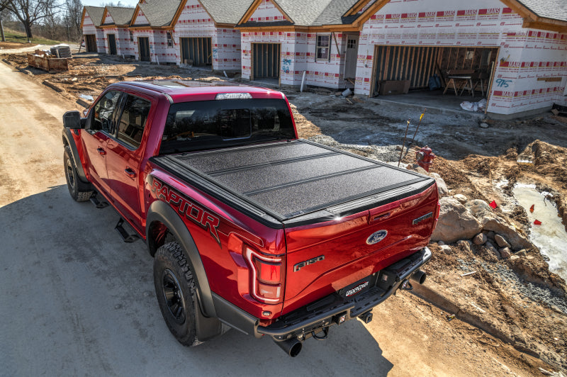 UnderCover 19-20 Ram 1500 6.4ft Armor Flex Bed Cover - Black Textured