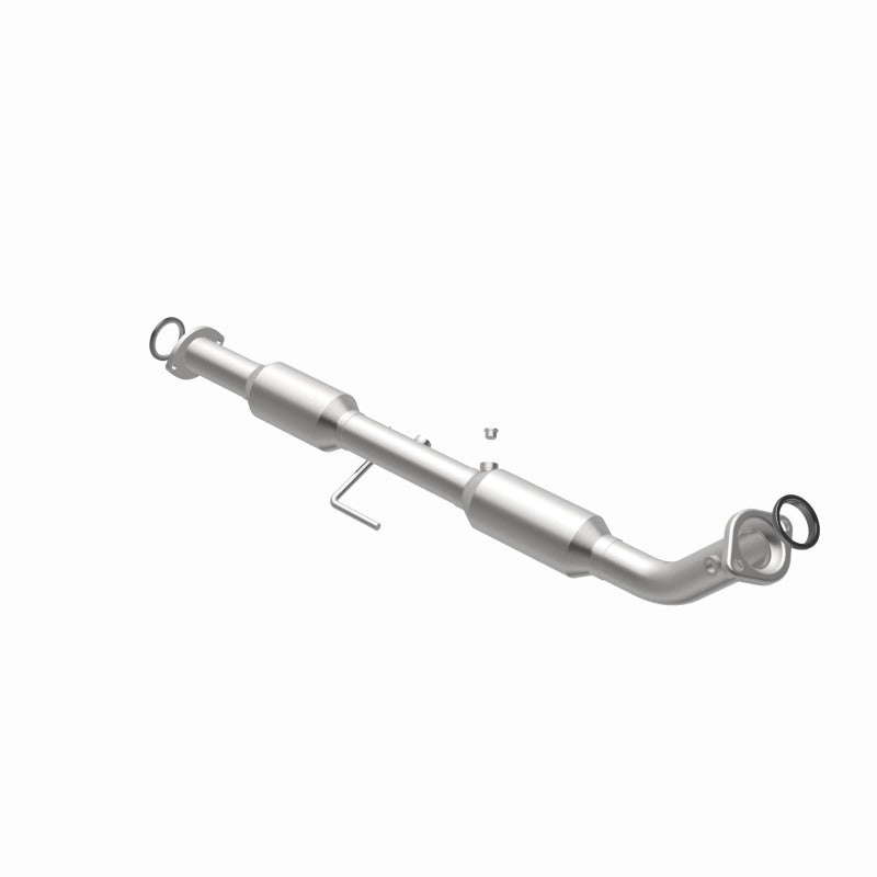 MagnaFlow Direct Fit Catalytic Converter 05-09 Toyota Tacoma 2.7L
