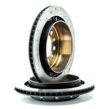 Load image into Gallery viewer, Alcon 2007+ Jeep JK w/ 6x5.5in Hub 355x22mm Rotor 4-Piston Calipers Rear Brake Upgrade Kit - Red