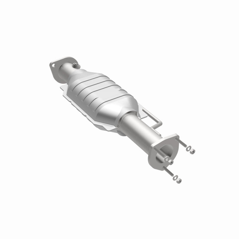 MagnaFlow Direct Fit Catalytic Converter 00-04 Jeep Wrangler 4.0L Rear/2.4L/2.5L