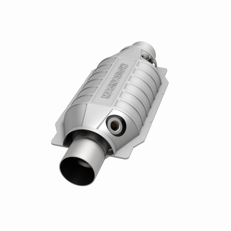 MagnaFlow Universal Catalytic Converter 2.5 Dual O2 Boss