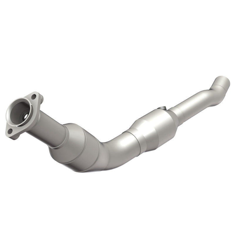 MagnaFlow Conv DF 05-08 LR3/RR Sport D/S OEM - Direct-fit catalytic converter, ideal for Land Rover models.