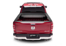 Load image into Gallery viewer, Retrax 09-18 Ram 1500 w/o RamBox (5.7ft. Bed) Retrax IX