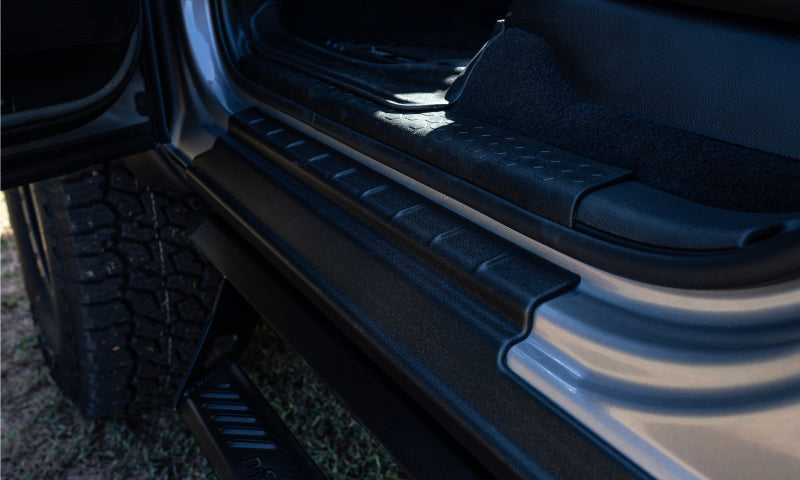 Bushwacker 15-19 Chevrolet Silverado 2500 Trail Armor Rocker Panel + Sill Plate Cvr. - Black