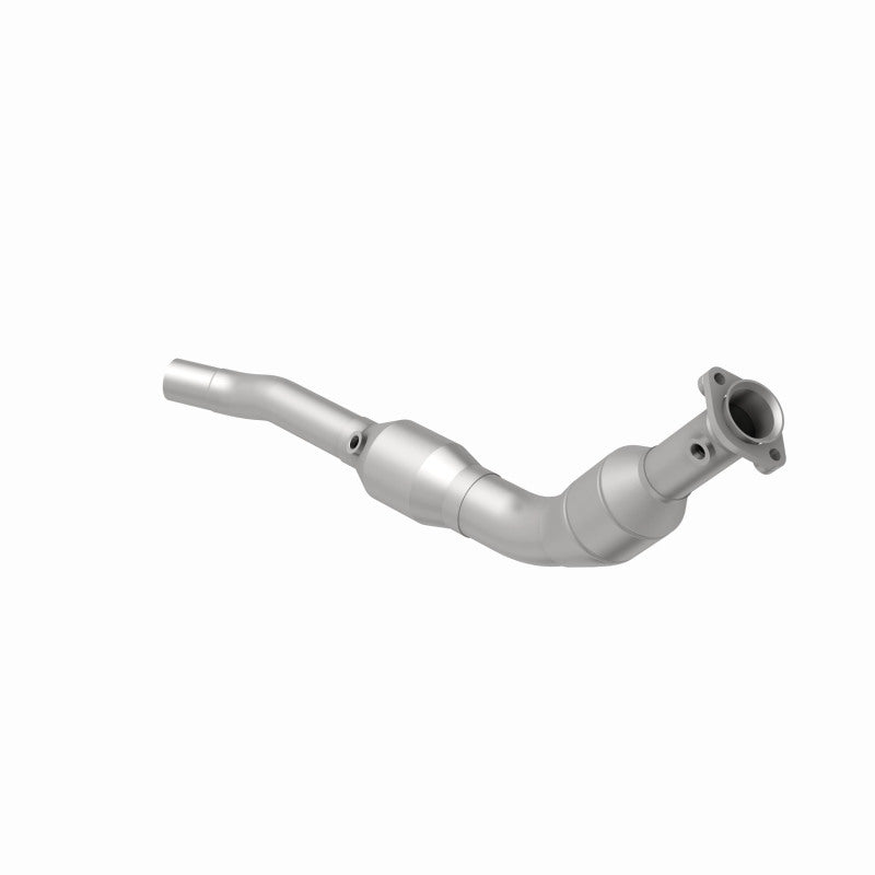 MagnaFlow Conv DF 05-08 LR3/RR Sport D/S OEM - Expertly crafted catalytic converter for performance and reliability.