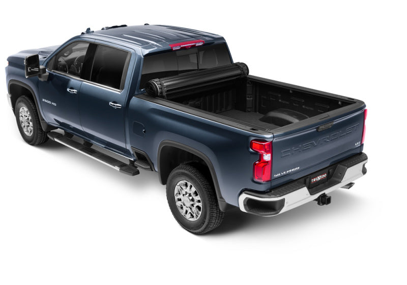 Truxedo 2020 GMC Sierra & Chevrolet Silverado 2500HD & 3500HD 6ft 9in Sentry Bed Cover