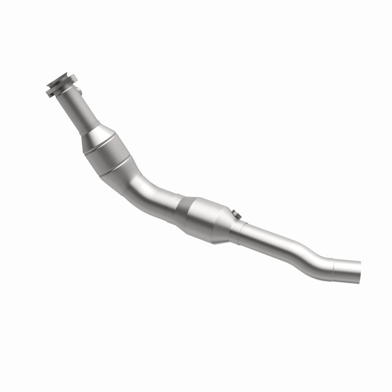 MagnaFlow Conv DF 05-08 LR3/RR Sport D/S OEM - Engineered for powerful performance with reduced emissions.