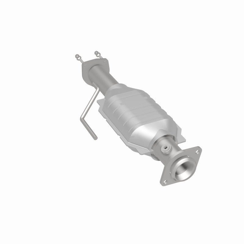 MagnaFlow Direct Fit Catalytic Converter 00-04 Jeep Wrangler 4.0L Rear/2.4L/2.5L