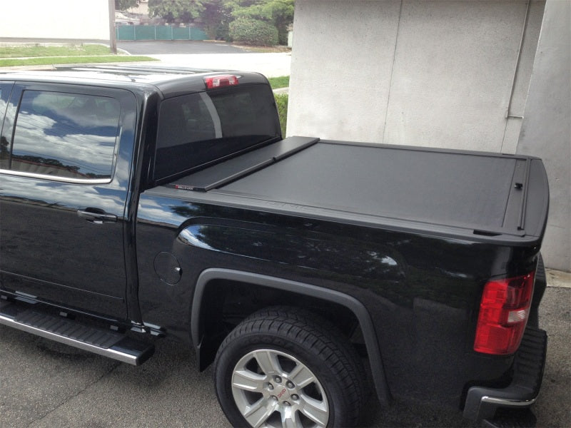 Roll-N-Lock 2019 RAM 1500 65-1/2in M-Series Retractable Tonneau Cover